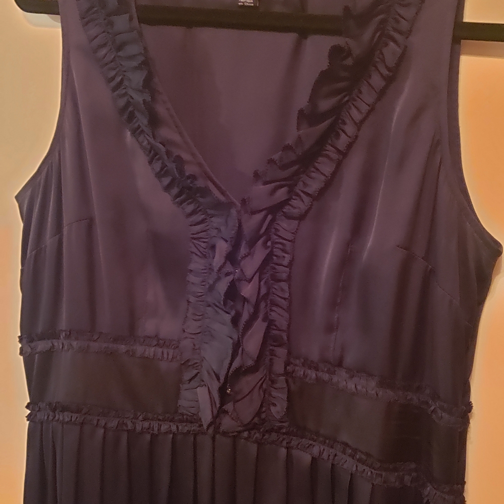 Elegant Black Sleeveless Dress